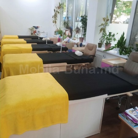 Элегантная и функциональная кушетка для  наращивания ресниц А-5